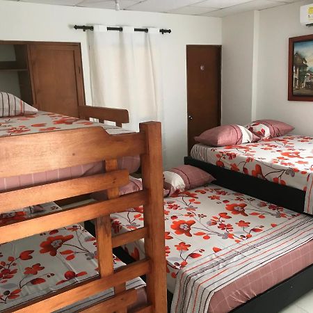 Hospedaje Caribe Express Apartman Cartagena Kültér fotó