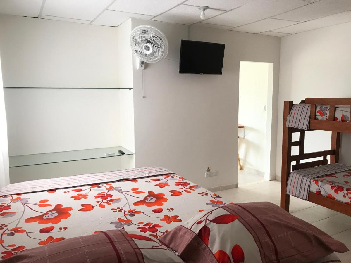 Hospedaje Caribe Express Apartman Cartagena Kültér fotó