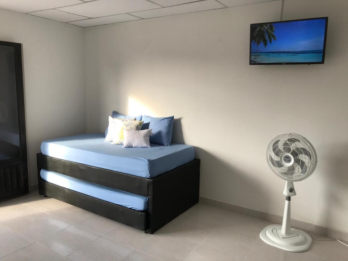 Hospedaje Caribe Express Apartman Cartagena Kültér fotó