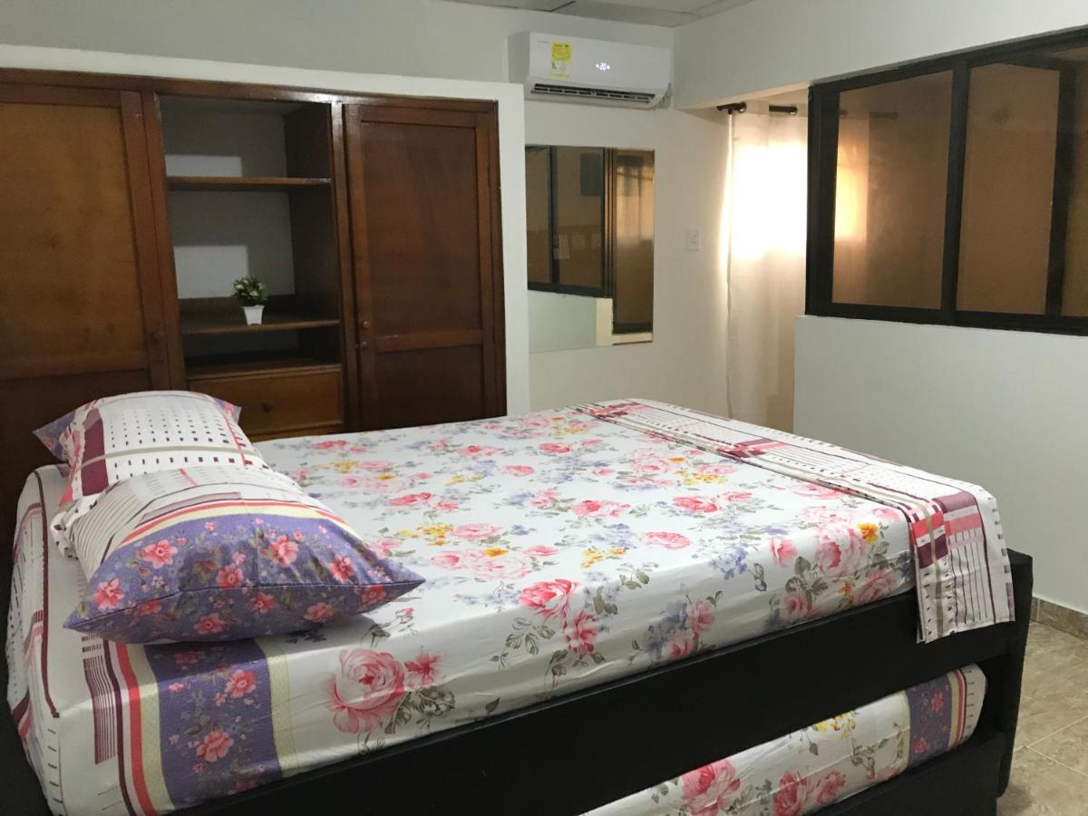 Hospedaje Caribe Express Apartman Cartagena Kültér fotó