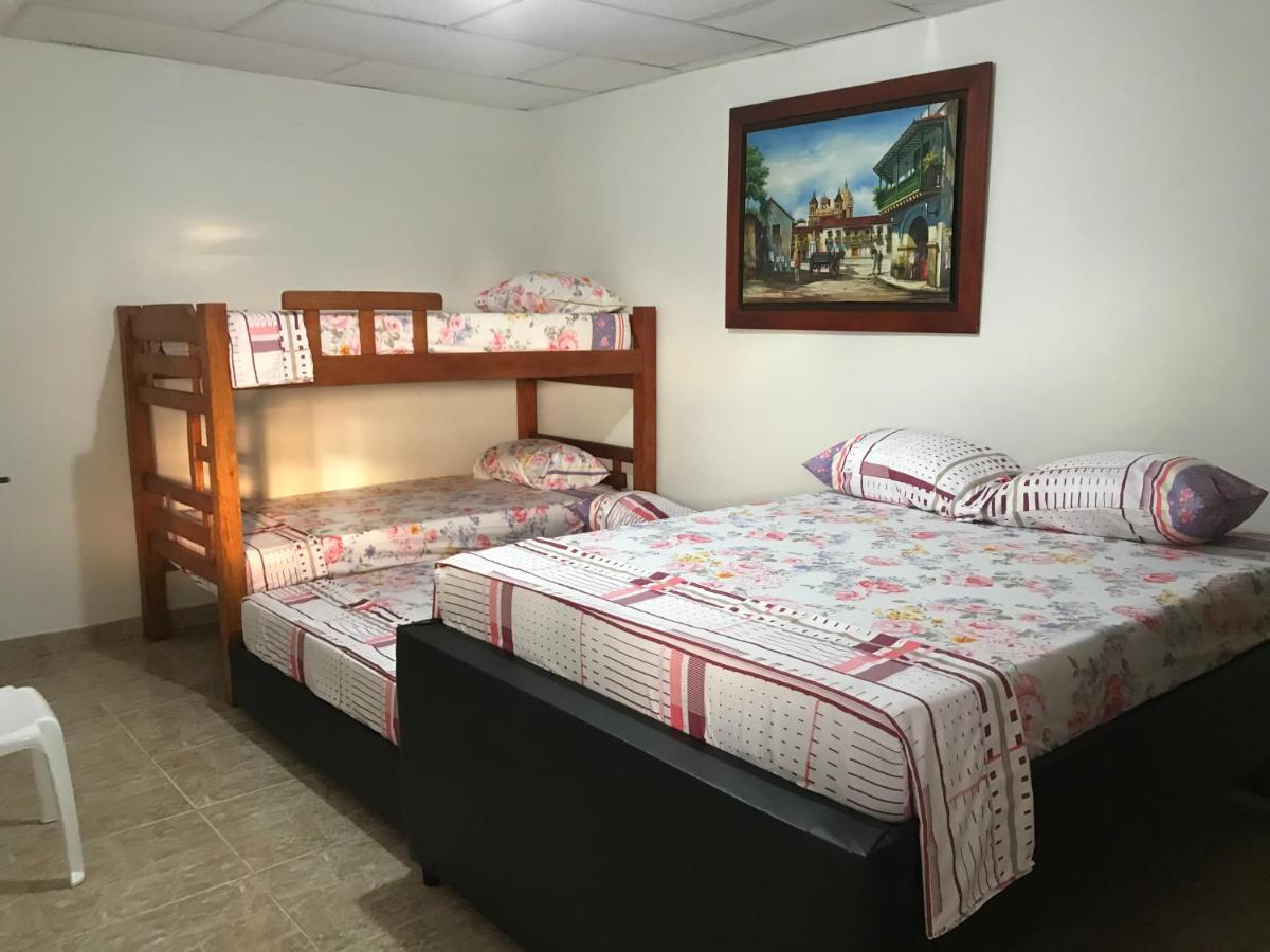 Hospedaje Caribe Express Apartman Cartagena Kültér fotó